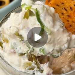 Viral Pickle Dip