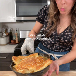 Easy Chicken Pot Pie