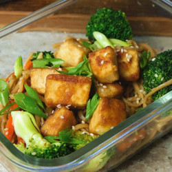Teriyaki Noodles With Crispy Tofu