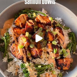 Honey Sriracha Salmon Bowls