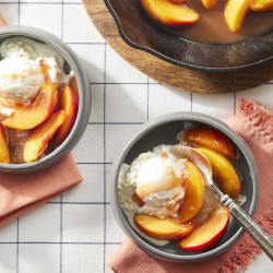 Caramelized Skillet Peaches