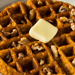 Low Carb Pumpkin Spice Waffles With Maple Butter