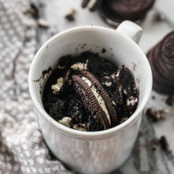 Gooey Oreo Mug Cake