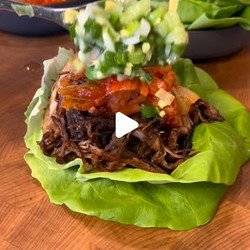 Bo Ssäm With Ginger-scallion Sauce &amp; Ssam Sauce