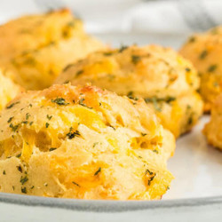 Garlic Cheddar Biscuits