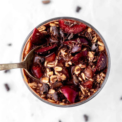 Chocolate Cherry Overnight Oats
