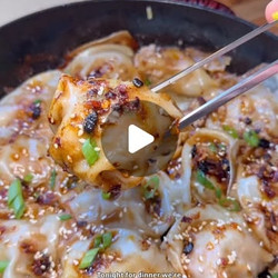 One-pan Crispy Pork Dumplings
