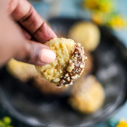 Cashew Coconut Cookies