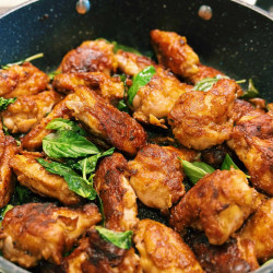 Crispy Pan-fried Chicken Wings