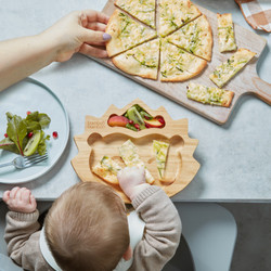 Cheesy Courgette Pizza