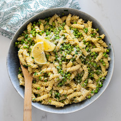 Easy Lemony Spring Pea Pasta