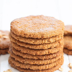 3 Ingredient Crispy Honey Oatmeal Cookies