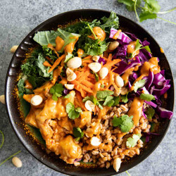Buddha Bowl With Thai Chicken