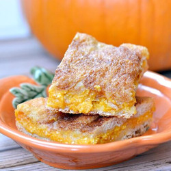 Easy Pumpkin Cheesecake Bars
