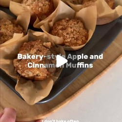 Bakery-style Apple And Cinnamon Muffins