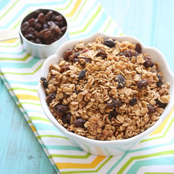 Cinnamon Raisin Granola