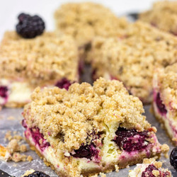 Blackberry Cheesecake Bars