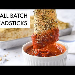 Small Batch Pizza Hut Copycat Breadsticks