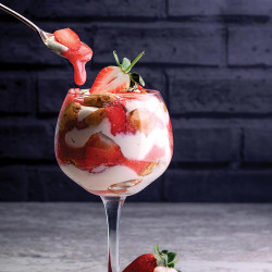Vegan Eton Mess