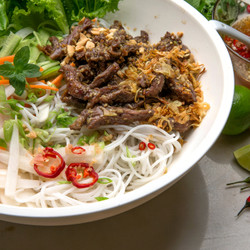 Vietnamese Lemongrass Beef And Noodle Salad