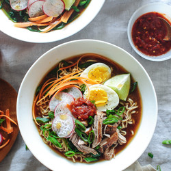 Pork Ramen Noodle Bowls
