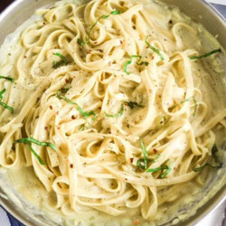 Creamy Garlic Pasta