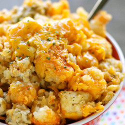 Slow Cooker Buffalo Chicken Tater Tot Casserole