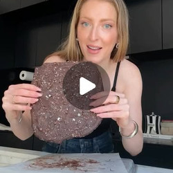 Date Brownie Bark