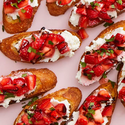 Strawberry And Goat Cheese Crostini