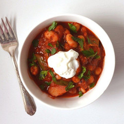 Lebanese Vegetarian Stew ~ Warm Spices, Chickpeas &amp; Potatoes