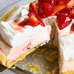 Strawberry Cream Pie
