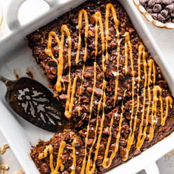 Chocolate Peanut Butter Baked Oatmeal