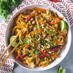 Easy Spicy Chicken Pad Thai