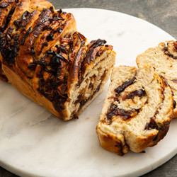Caramelised Onion Babka
