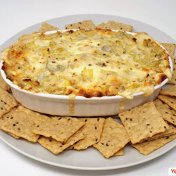 Cheesy Artichoke Garlic Dip