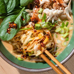 Easy One-bowl Spicy Chicken Ramen