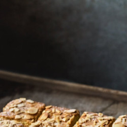⅞Christmas Mincemeat Bakewells