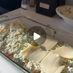 Baked Chicken With Spinach And Artichoke