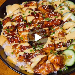 Honey Garlic Salmon Rice Bowl