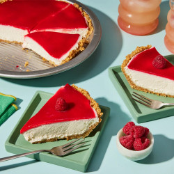 No-bake Cheesecake With Raspberry Sauce