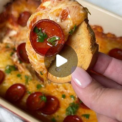 Easy, Cheesy Smoked Pizza Dip