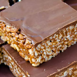 Kellogg’s® Rice Bubbles® Mars® Bar Slice