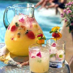 Summer Pineapple Strawberry Cooler