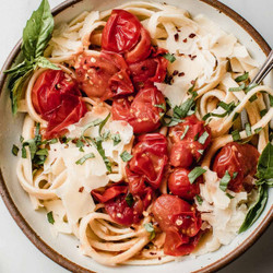 Pasta With Cherry Tomatoes