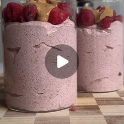 Blended Raspberry Protein Chia Pudding