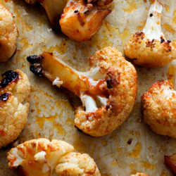 Maple Sriracha Roasted Cauliflower