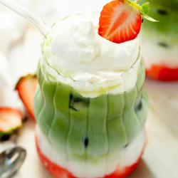 Iced Protein Strawberry Matcha Recipe