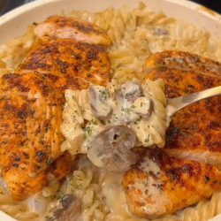One-pot Creamy Chicken And Mushroom Pasta