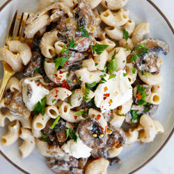 Creamy Mushroom Ricotta Pasta