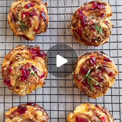 Brie &amp; Cranberry Flowers